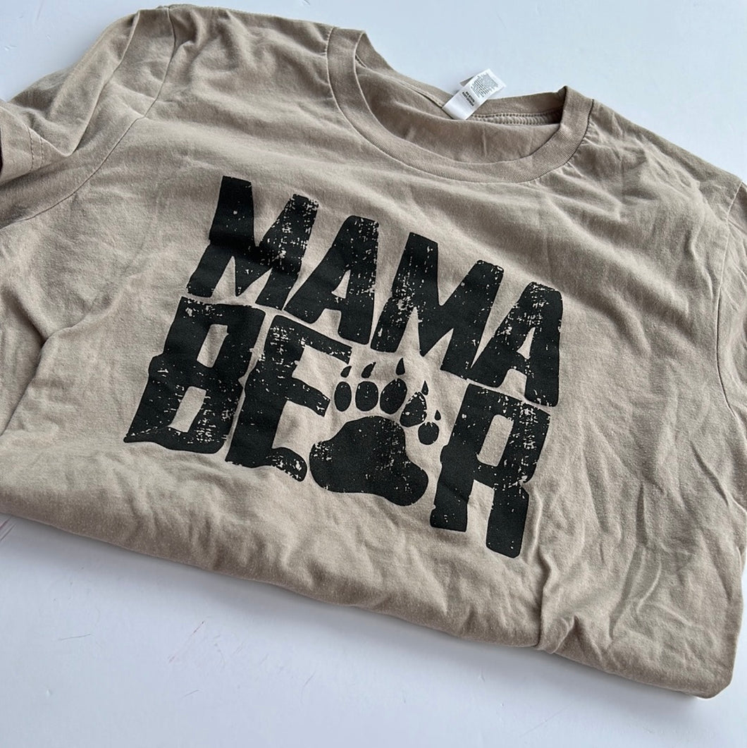 Sand Pink Bulldog Womens Graphic Tee, Medium