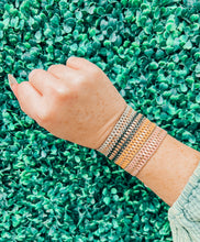 Load image into Gallery viewer, Metal stretch bracelet
