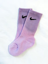 Load image into Gallery viewer, Socks - Chandler
