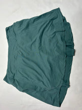 Load image into Gallery viewer, White Zenana Skort, 2XL
