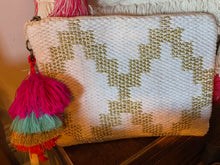 Load image into Gallery viewer, Camel Threads Totes
