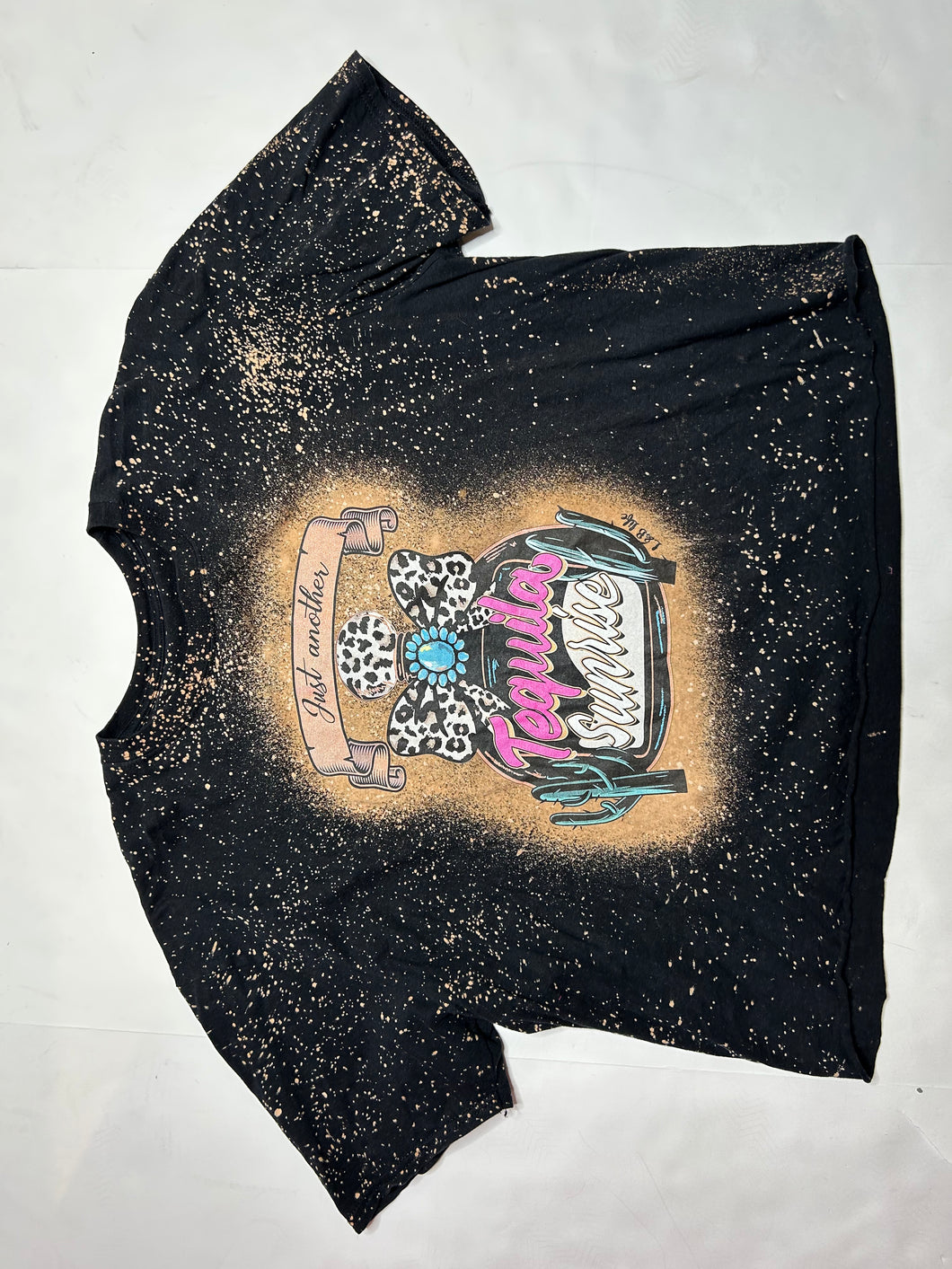 Black Pink Bulldog Womens Graphic Tee, 2XL