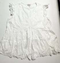 Load image into Gallery viewer, White Andre by Unit Womens Top, 2XL
