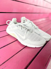 Load image into Gallery viewer, Gray Nike Shoes, 11
