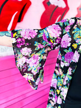 Load image into Gallery viewer, Floral full length kimono
