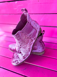 Pink Toms Shoes, 9.5