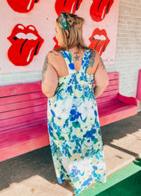 Load image into Gallery viewer, Sleeveless floral maxi dress
