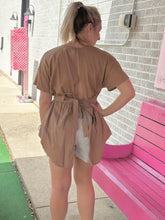 Load image into Gallery viewer, Brown Hayden Womens Top, Large
