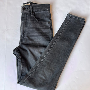 Black Levis Jeans, 27