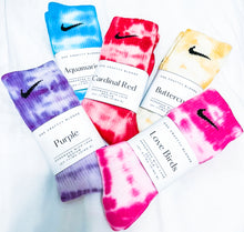 Load image into Gallery viewer, Socks - Chandler

